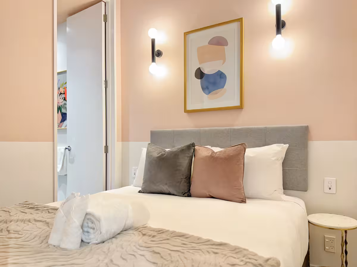 Modern Elegance CBD Luxury 1BR — Guardian Building photo 4