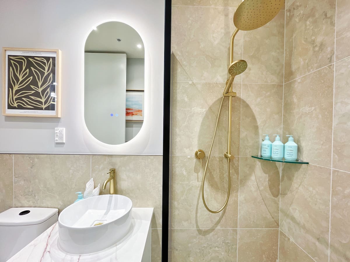 Stylish Chic 1BR Gem — Guardian Building photo 5