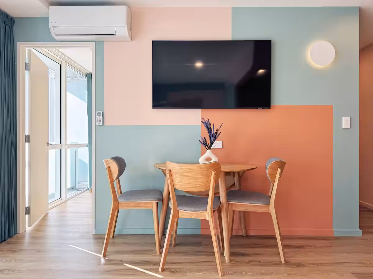 Bright City 2BR with Air-Con — Albert Park & University photo 5